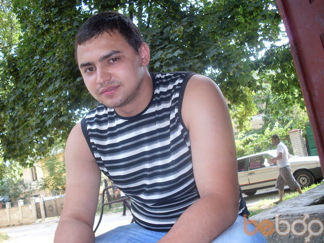  ,   Mihail, 35 ,   