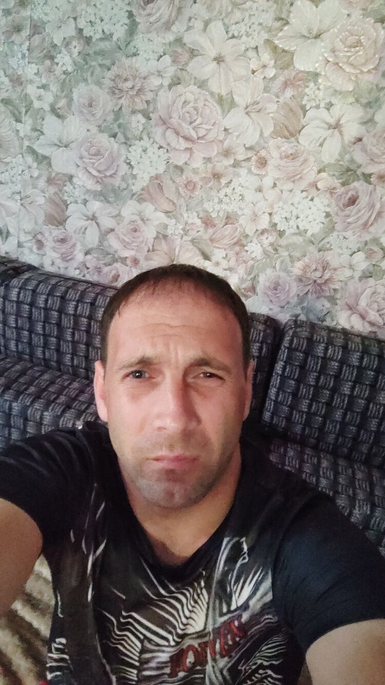  36988704  Sergey, 36 ,    