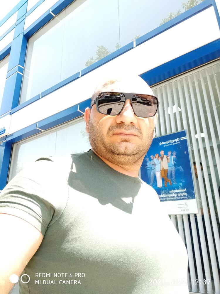  ,   Narek, 43 ,   ,   , c 