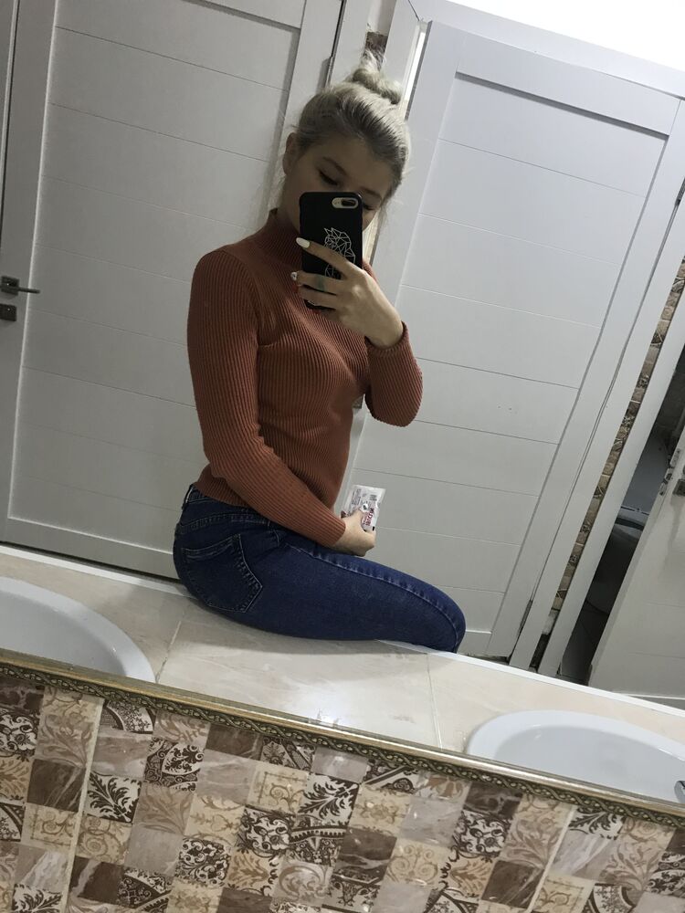  33748124  , 23 ,    