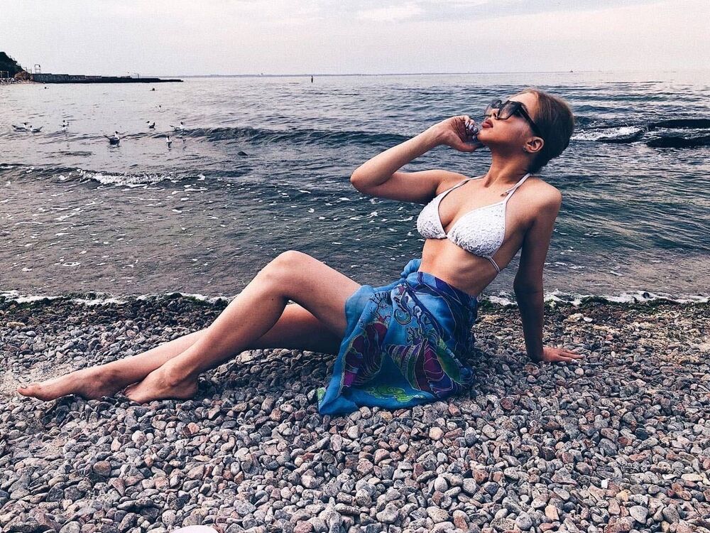  ,   Marina, 25 ,   ,   