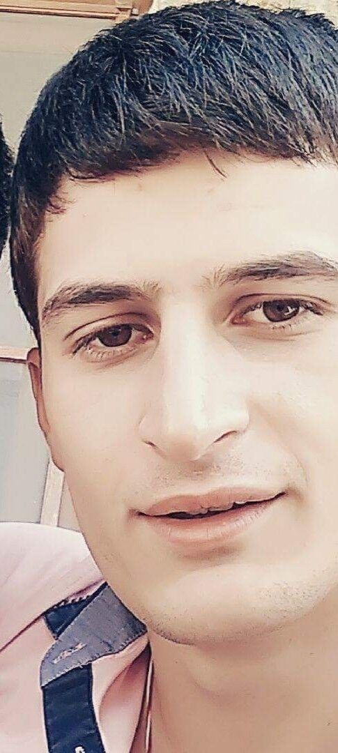  ,   Narek, 27 ,   