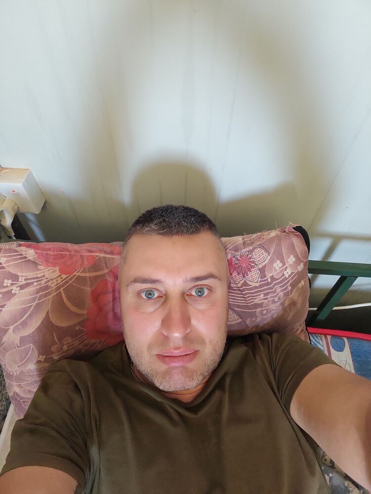  42668334  , 37 ,    