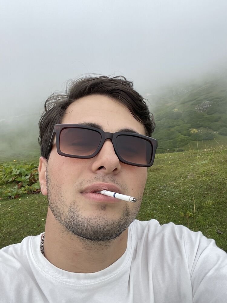  51700824  Giorgi, 24 ,    