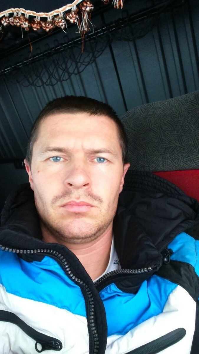  ,   Evgen, 41 ,   