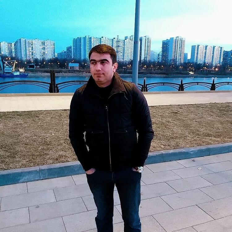  18020694  , 40 ,    