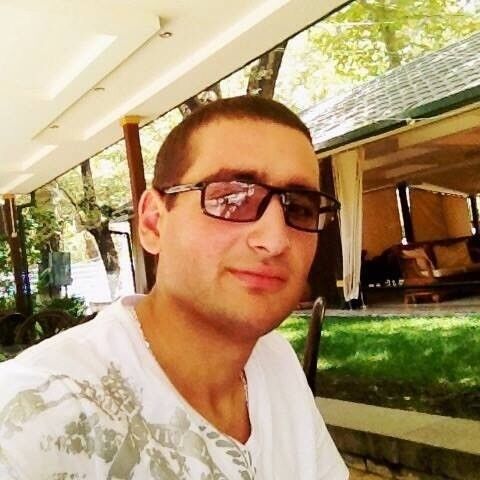  ,   Rafael, 35 ,   