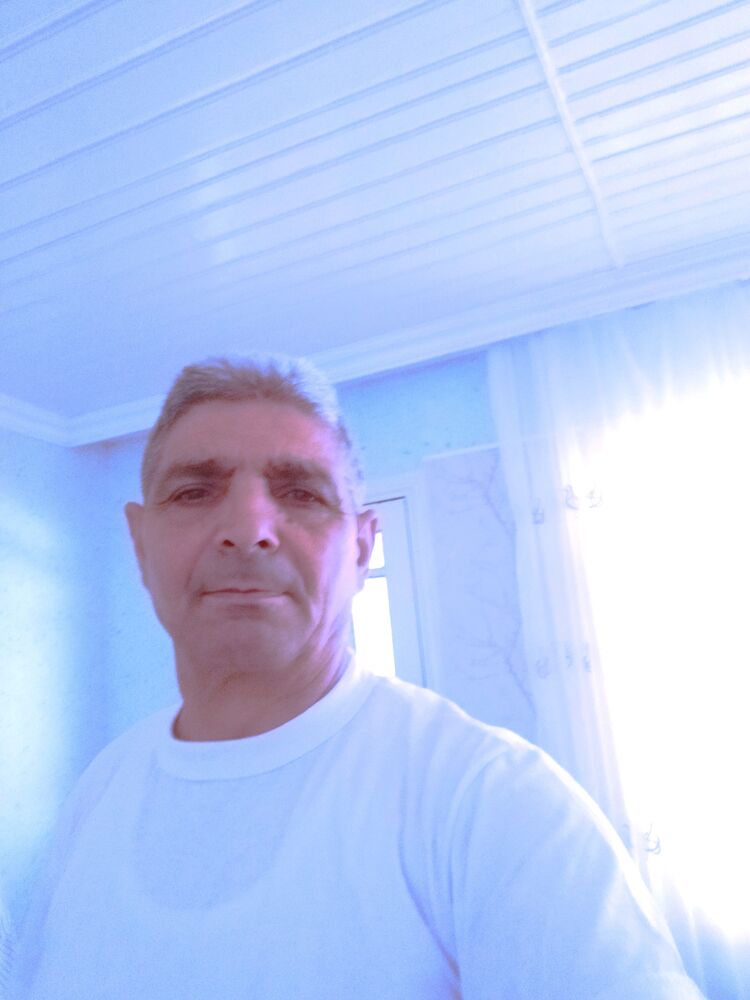  53838584  Ruslan, 46 ,    