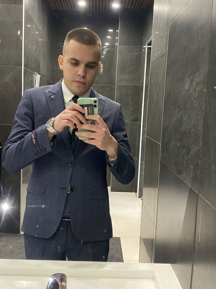  52729744  , 26 ,    