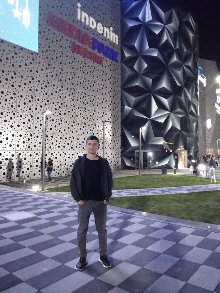  ,   Bobur, 29 ,   ,   