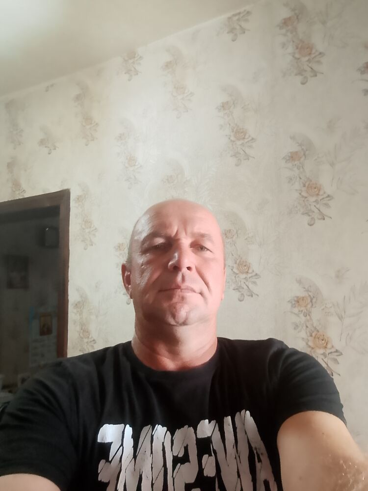  46290244  MAKSIM, 46 ,    
