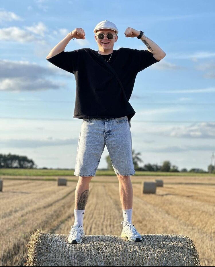  ,   , 26 ,   ,   