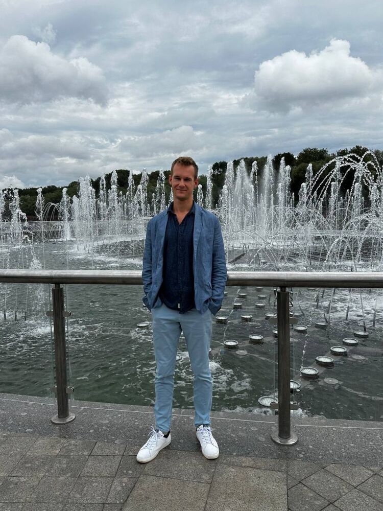  ,   Oleg, 31 ,   ,   , c 