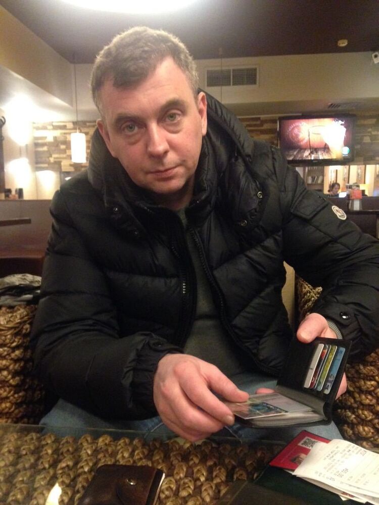  8525054  , 49 ,    -