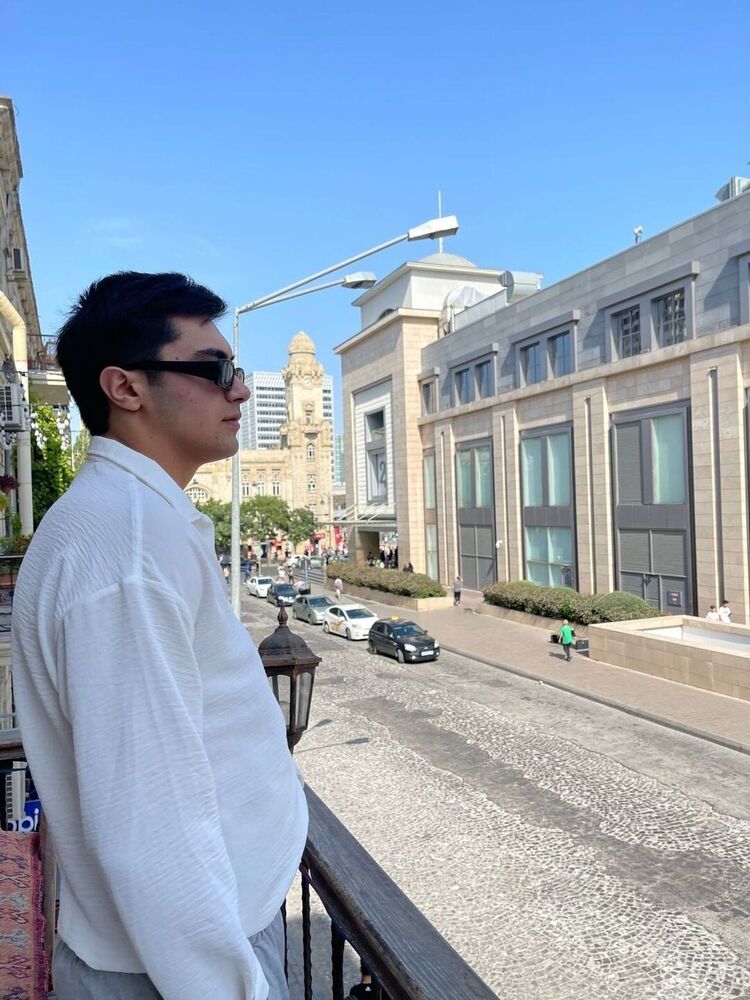  27869214  Mansur, 25 ,    