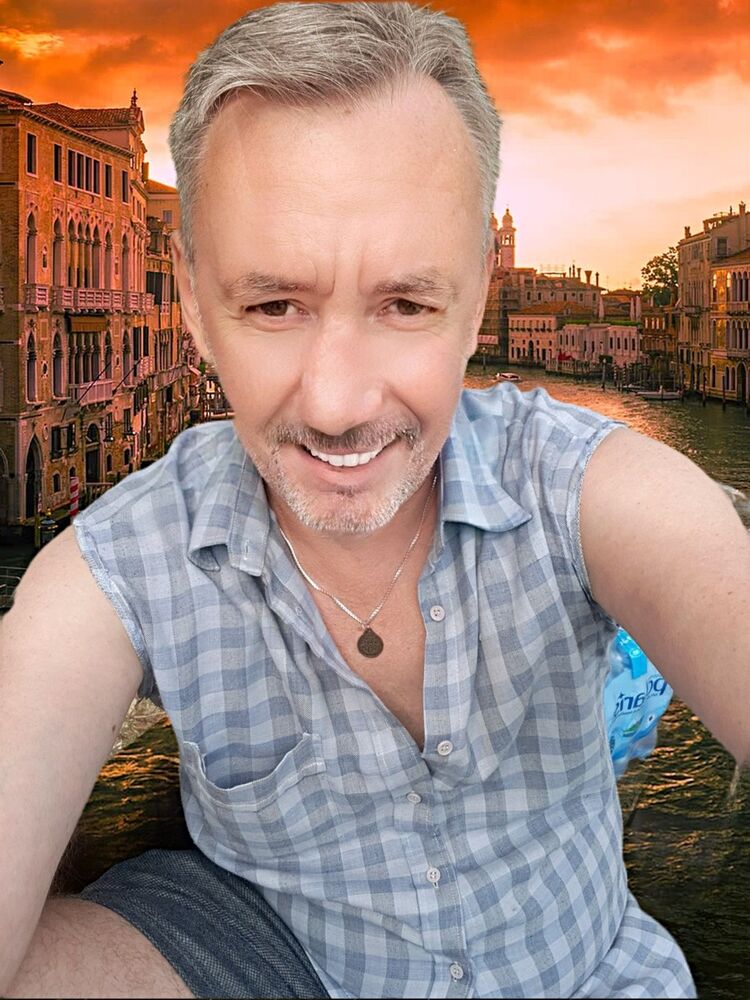  16960774  Artur, 53 ,    Sosnowiec
