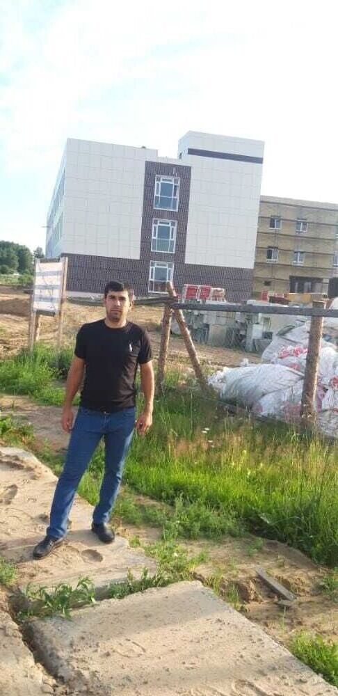  ,   Alik, 39 ,   ,   