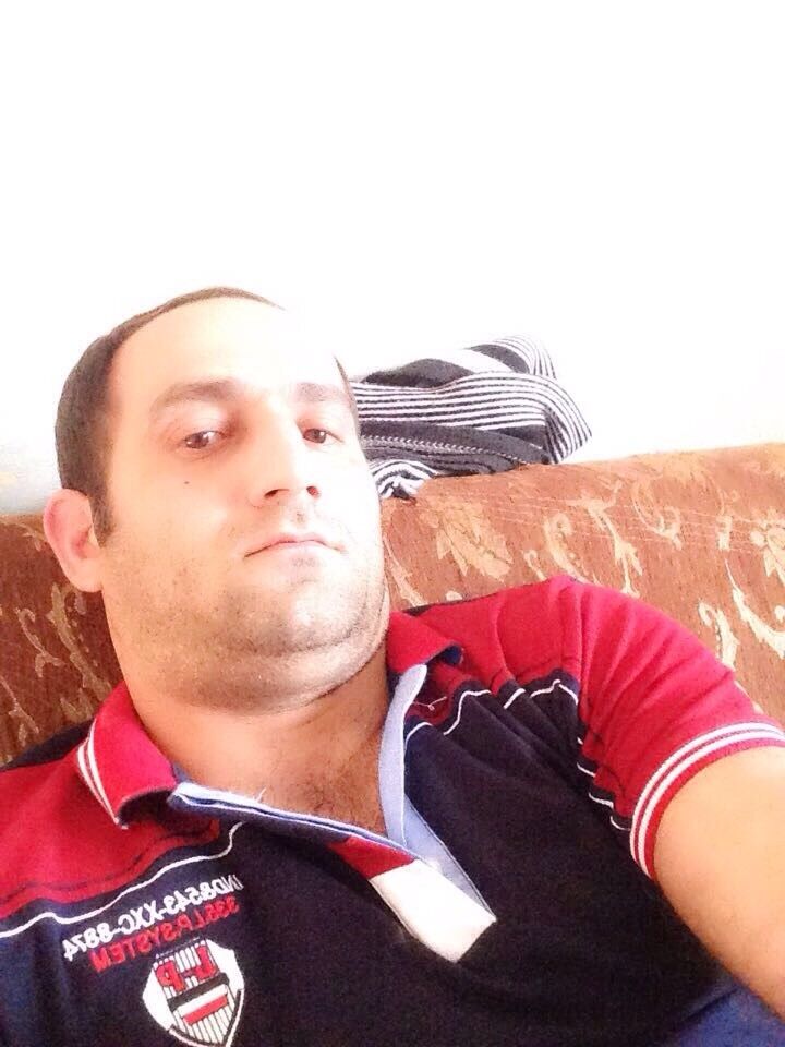  6137254  Teymur, 46 ,    