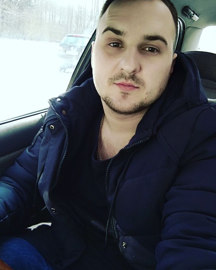  18051624  , 33 ,    