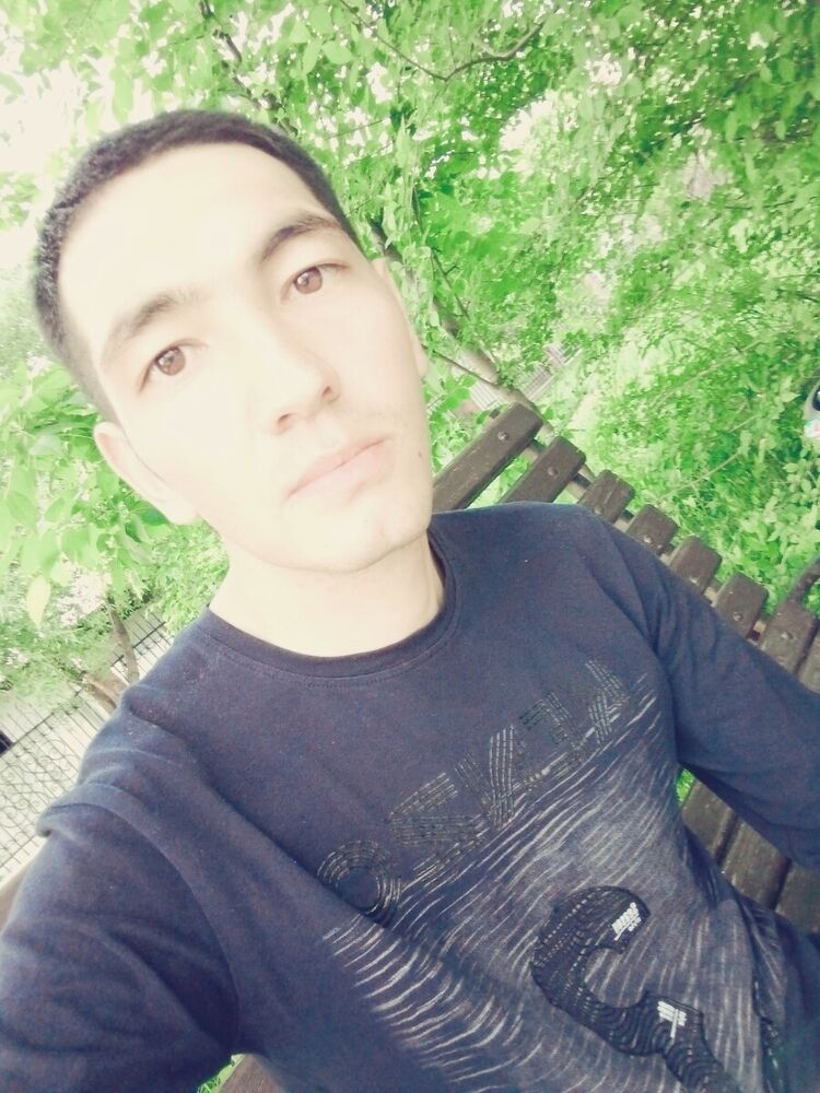  19927824  Ulan, 28 ,    