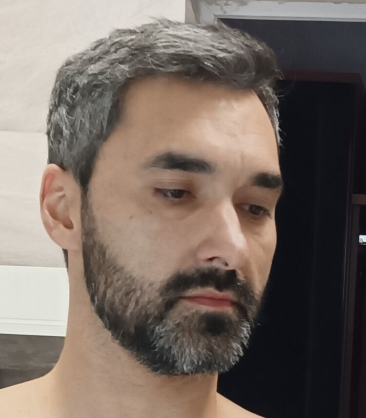  52946964  , 42 ,    