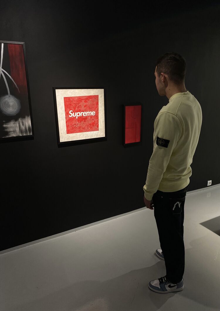 31988584  , 25 ,    