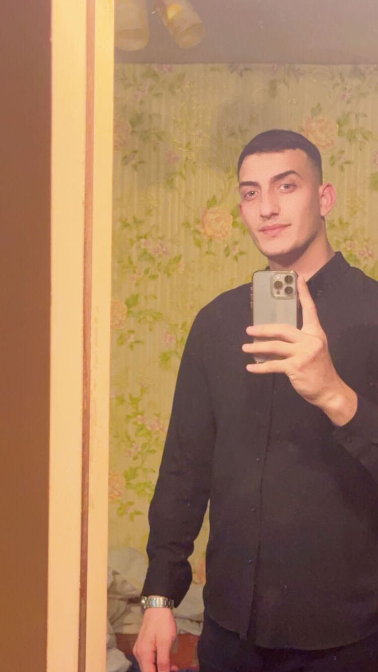  47599064  Abdo, 28 ,    