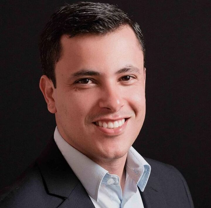  Rocafuerte,   Isaacfreeman, 53 ,   ,   