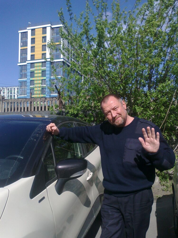  22901904  Aleks, 59 ,    -