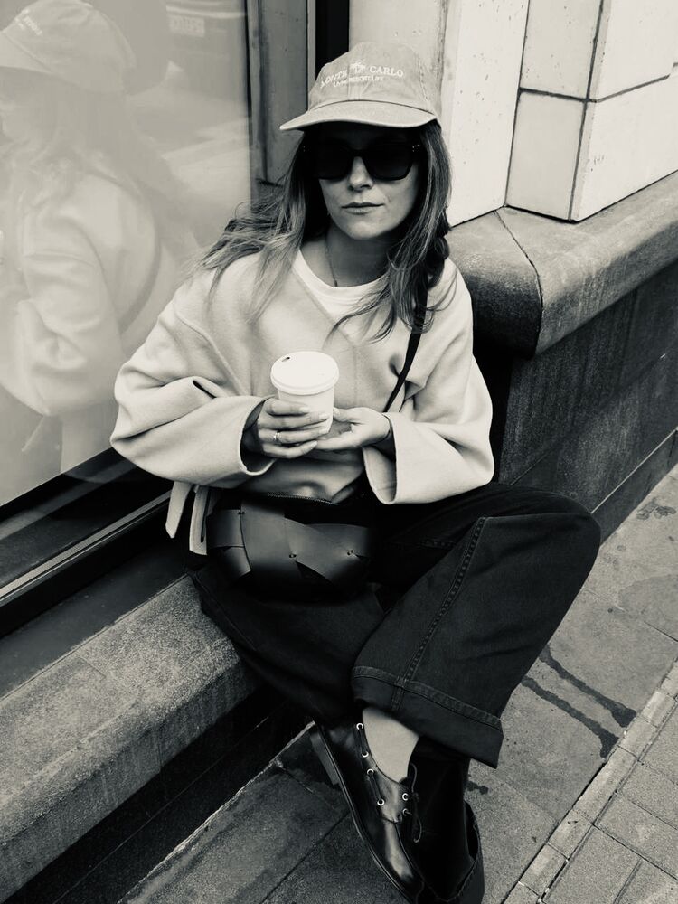  ,   Nika, 35 ,   ,   , c 