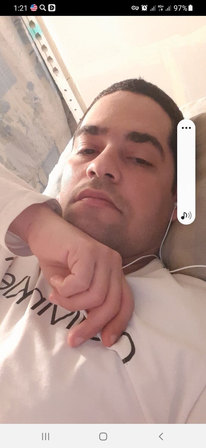  ,   Michel, 39 ,   ,   , c 