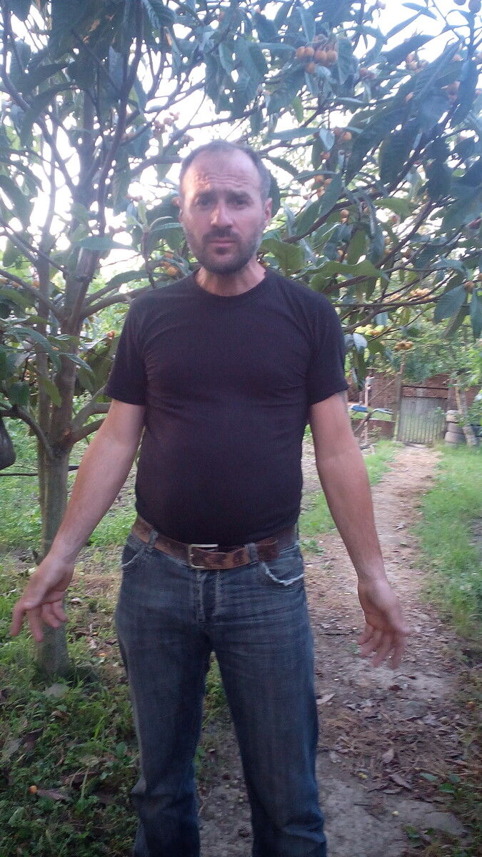  7189004  Gocha, 48 ,    