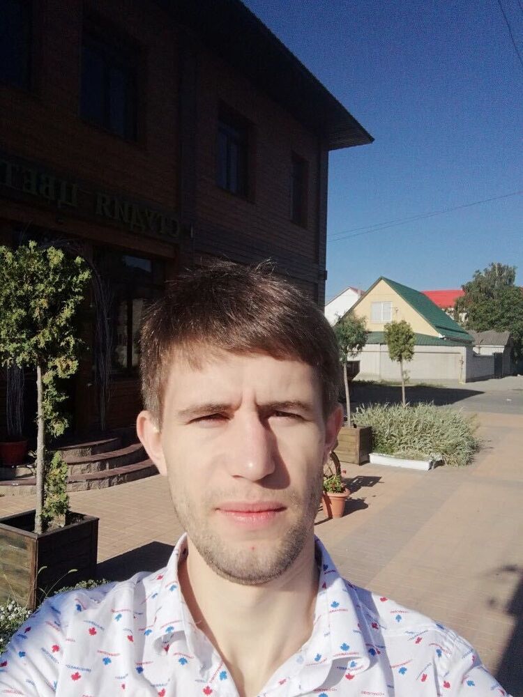  44522854  , 33 ,    