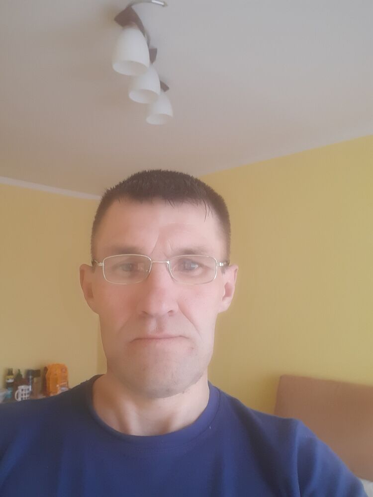  42176804  , 49 ,    
