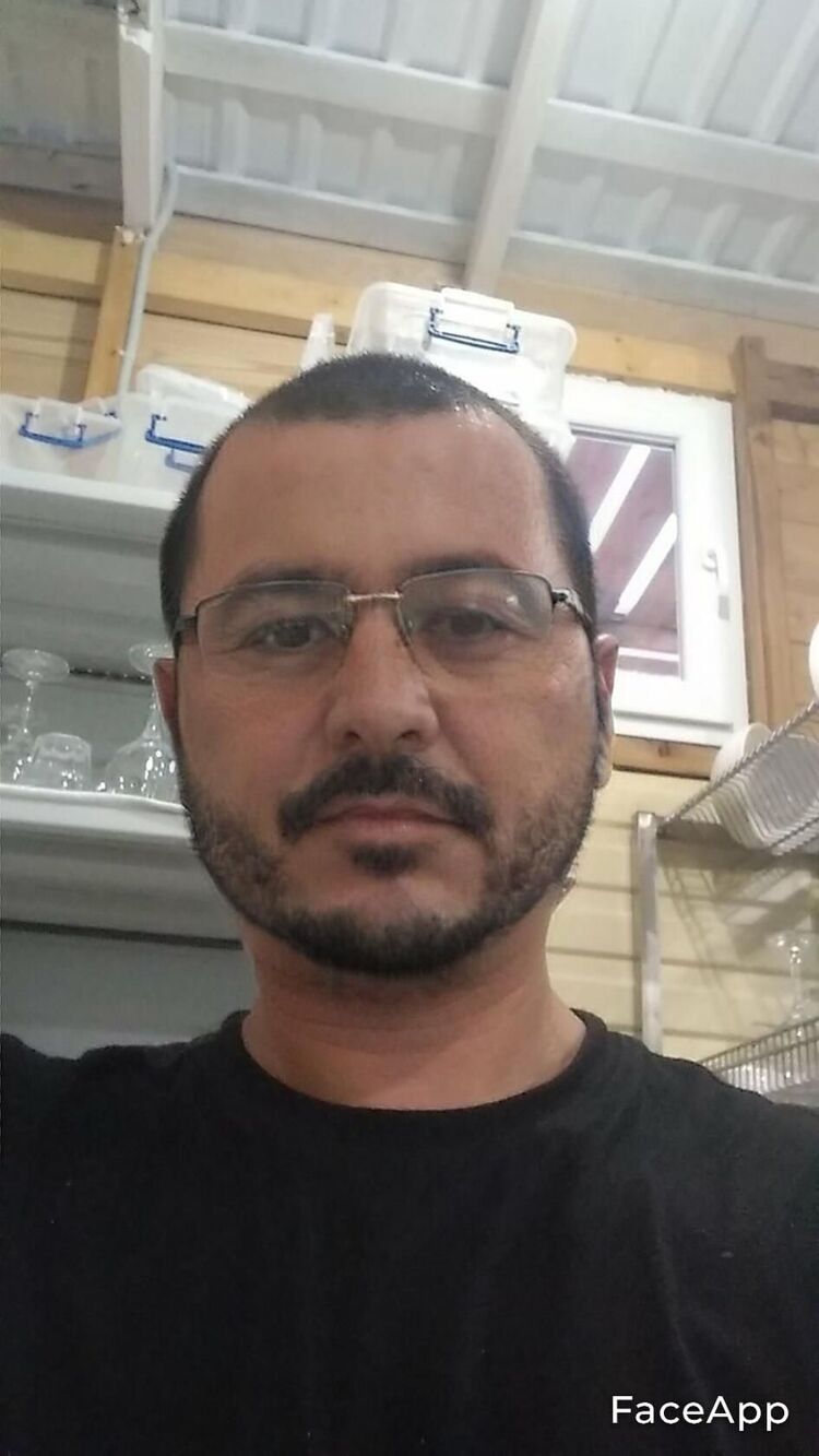  46304604  , 44 ,    