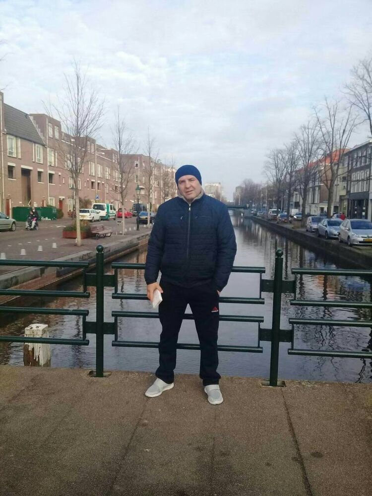  54271884  Vladimir, 55 ,    