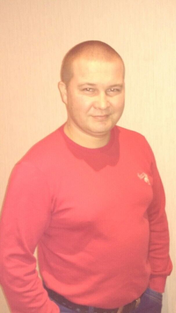  22265274  Pasha, 41 ,    