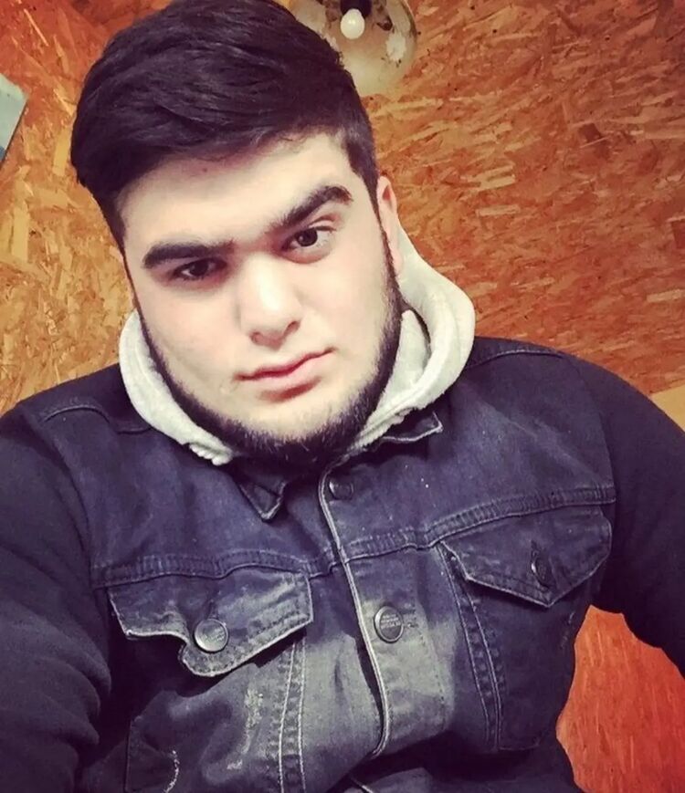  27969304  Arslan, 30 ,    