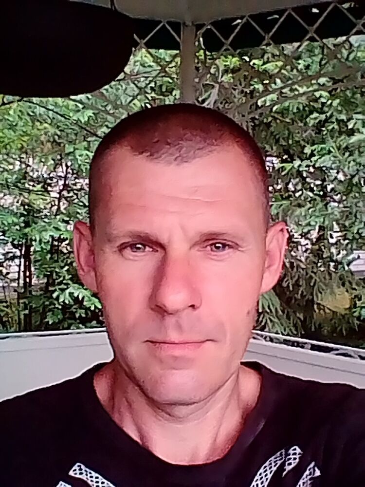  ,   Ivan, 48 ,   ,   , c 