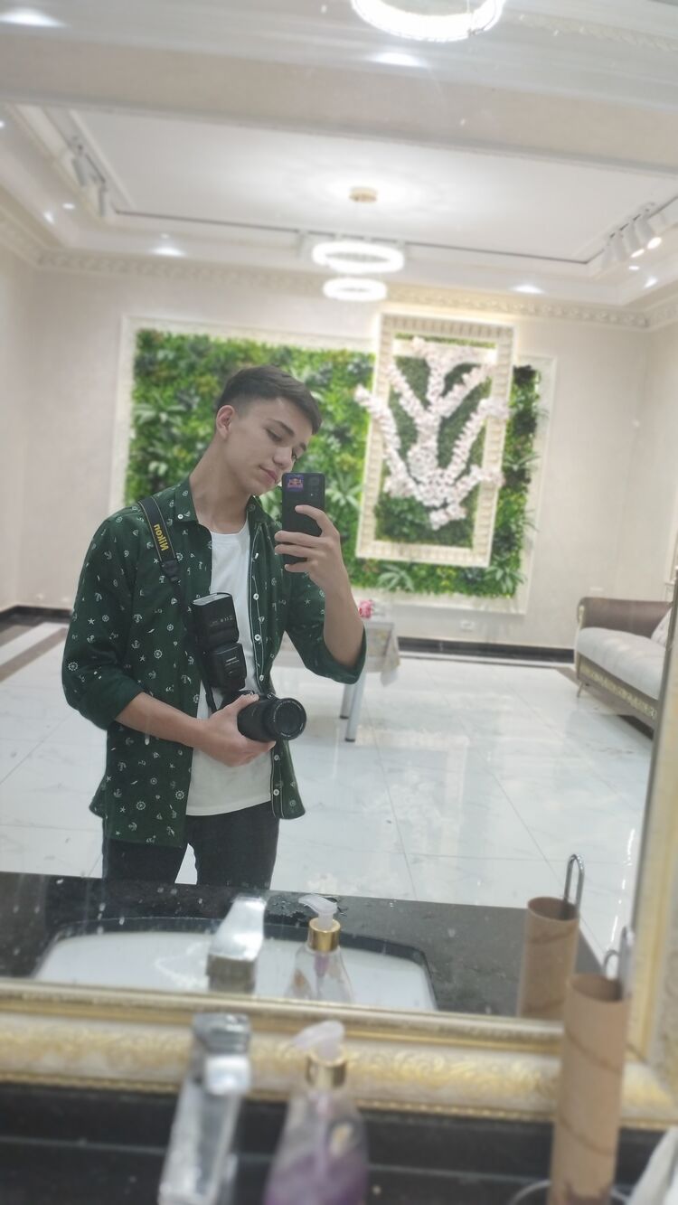  -,   Azizbek, 20 ,   ,   