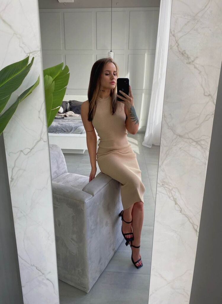  37701254  , 22 ,    -