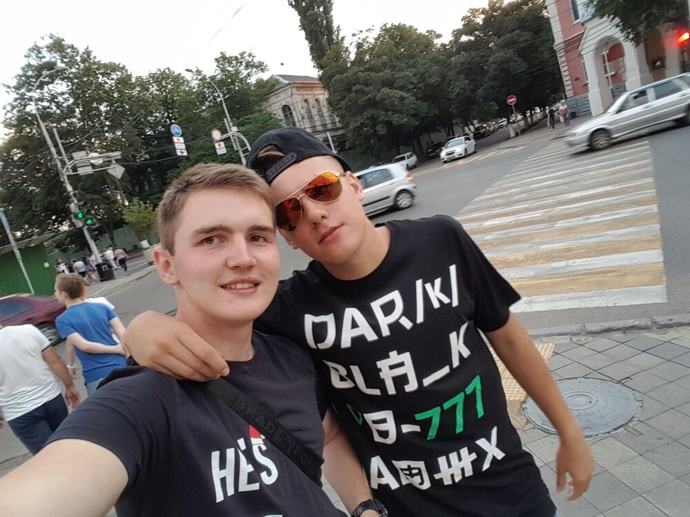  10790304  Bogdan, 26 ,    