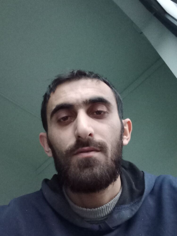  ,   Vardan, 34 ,   ,   