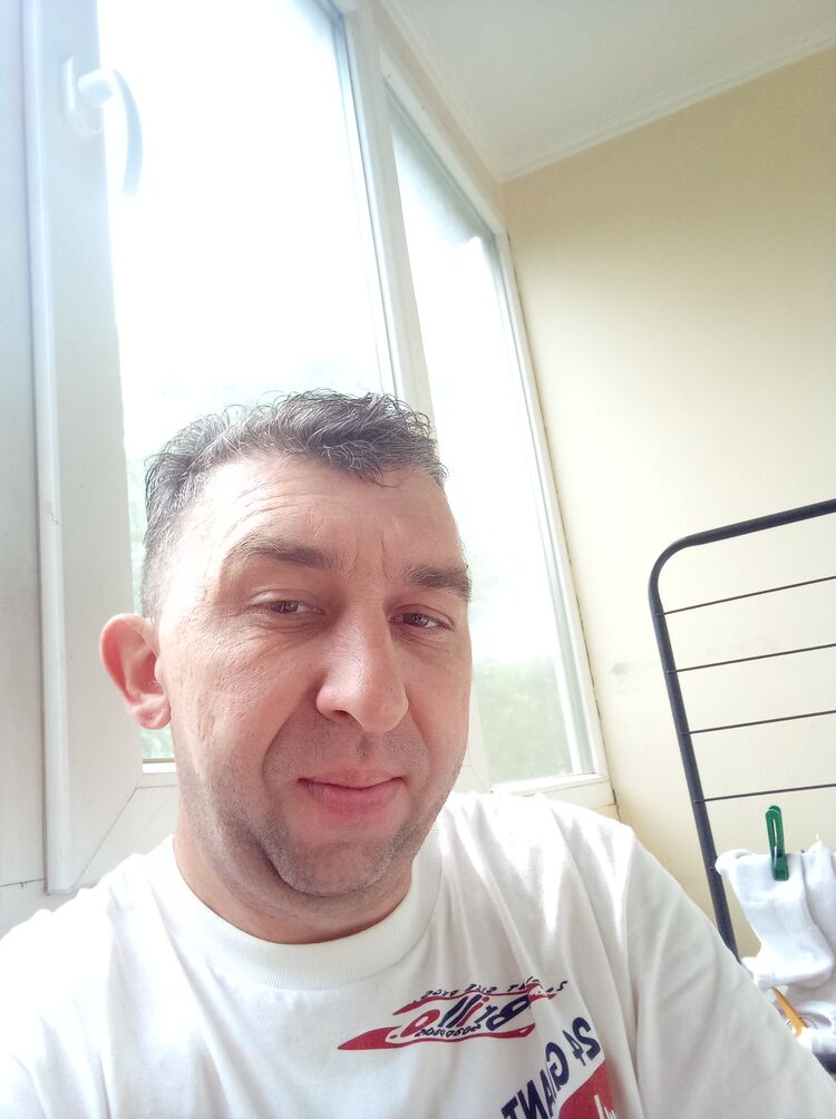  52376824  , 42 ,    