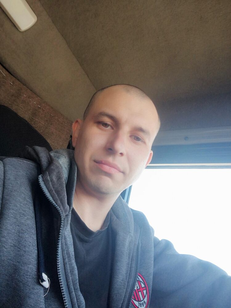 15931694  , 37 ,    