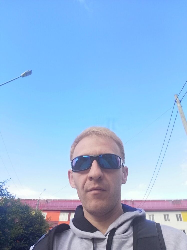  22527724  , 44 ,     