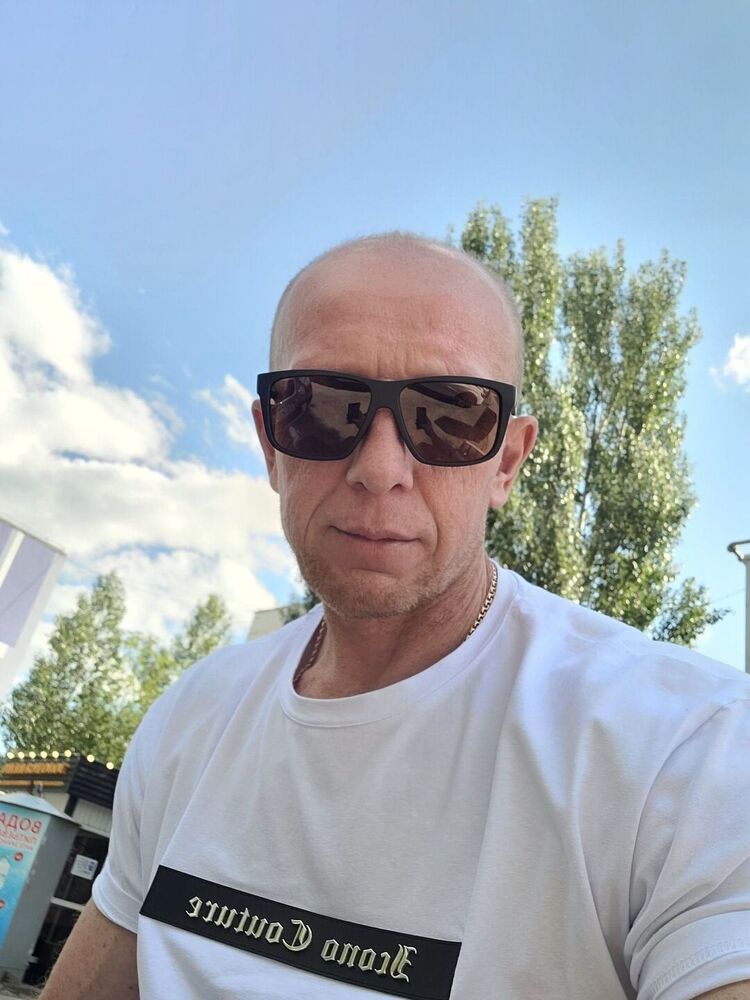  36681624  , 49 ,    