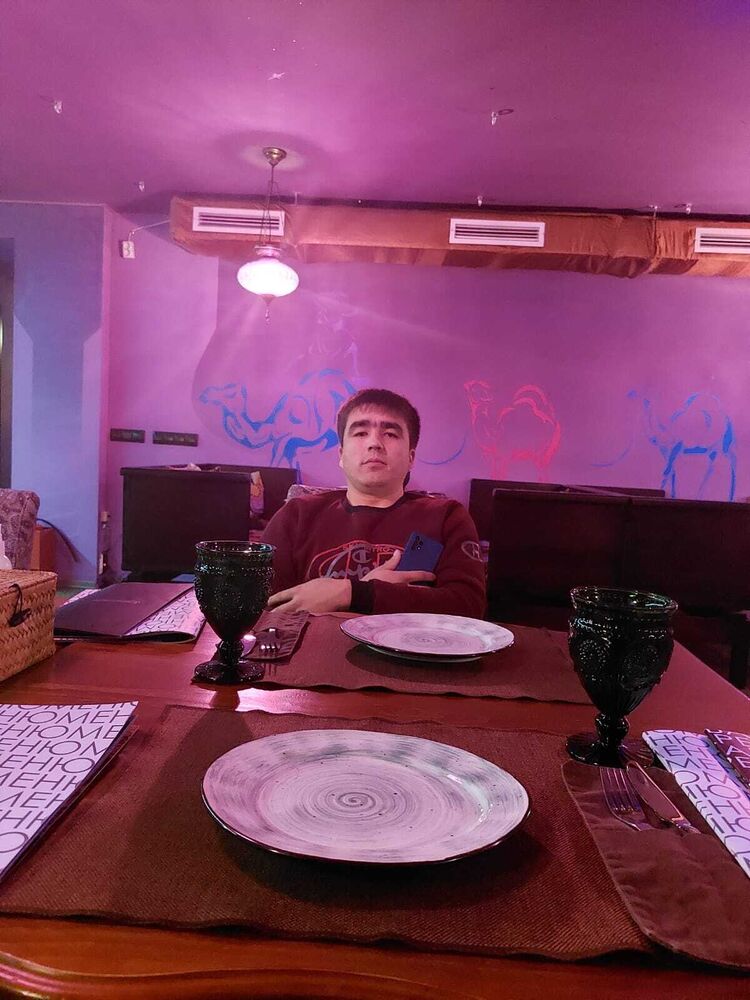  33374394  , 28 ,    