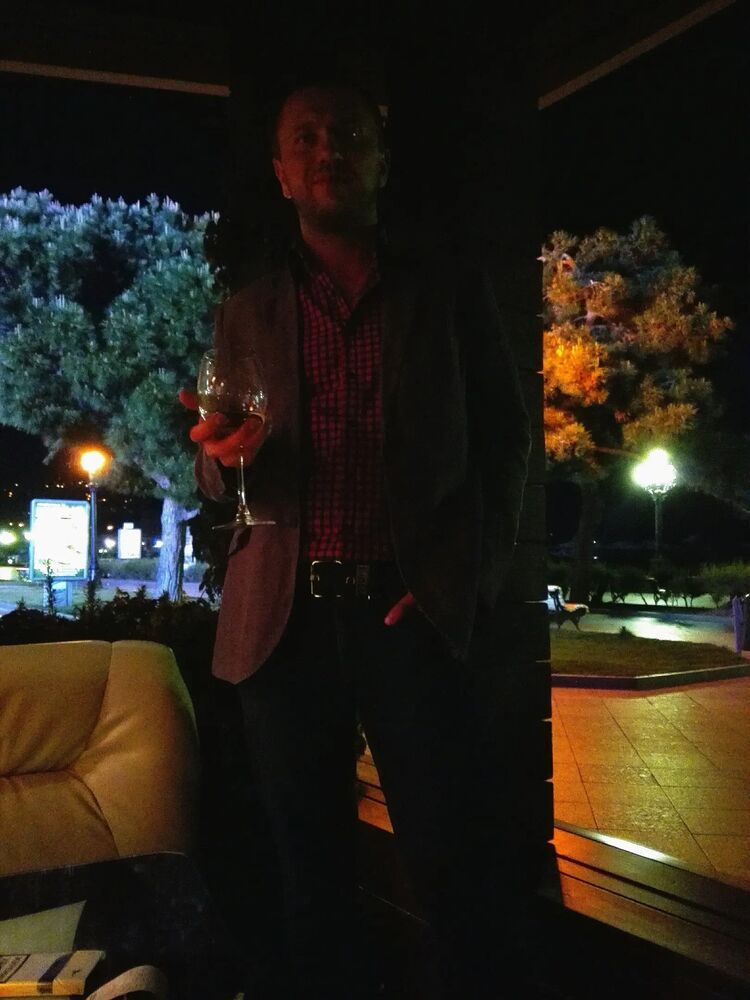  ,   Nikc, 39 ,   c 
