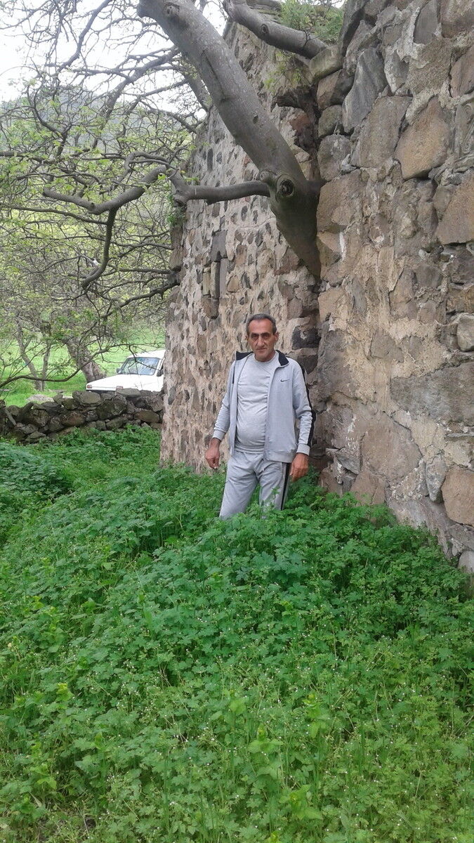  12622684  RAFAEL, 56 ,    